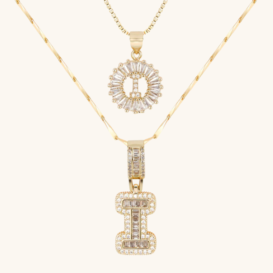 AURELIA™ – Collar Doble Inicial