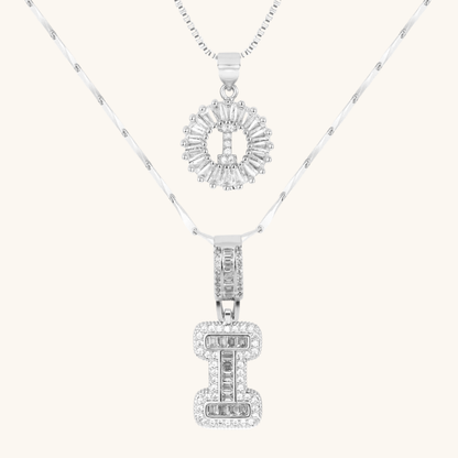 AURELIA™ – Collar Doble Inicial