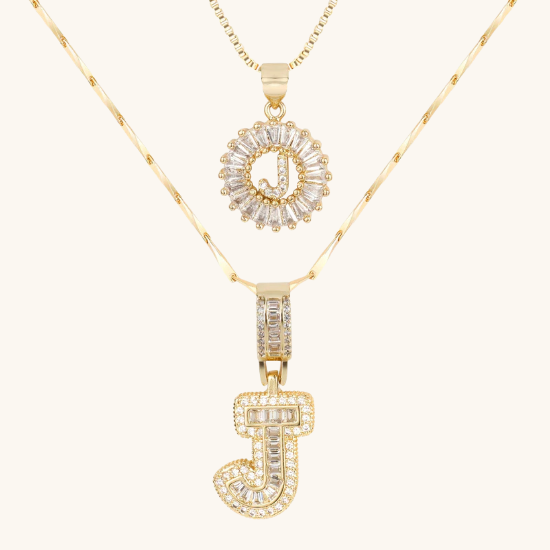 AURELIA™ – Collar Doble Inicial