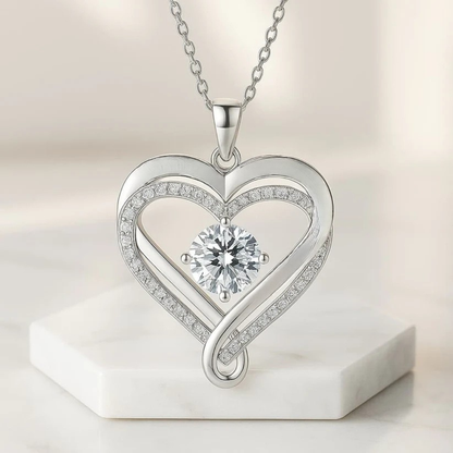 AMORIA™ - Collar corazón eterno