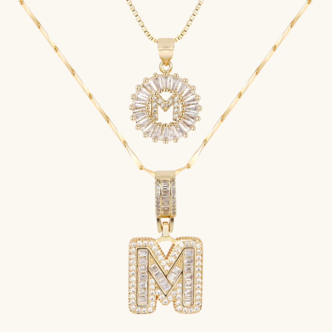 AURELIA™ – Collar Doble Inicial