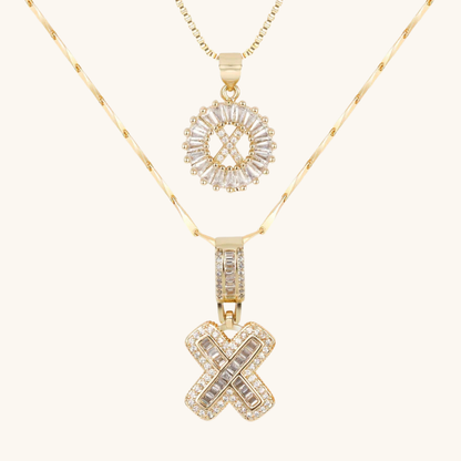 AURELIA™ – Collar Doble Inicial