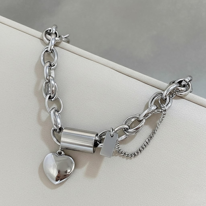 VALORIA™ - Pulsera de cadena con corazón esculpido