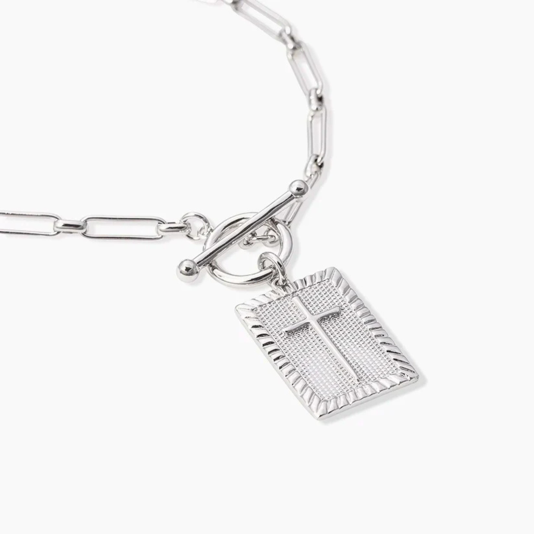 LUMORA™ – Collar Colgante Atemporal
