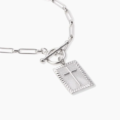 LUMORA™ – Collar Colgante Atemporal
