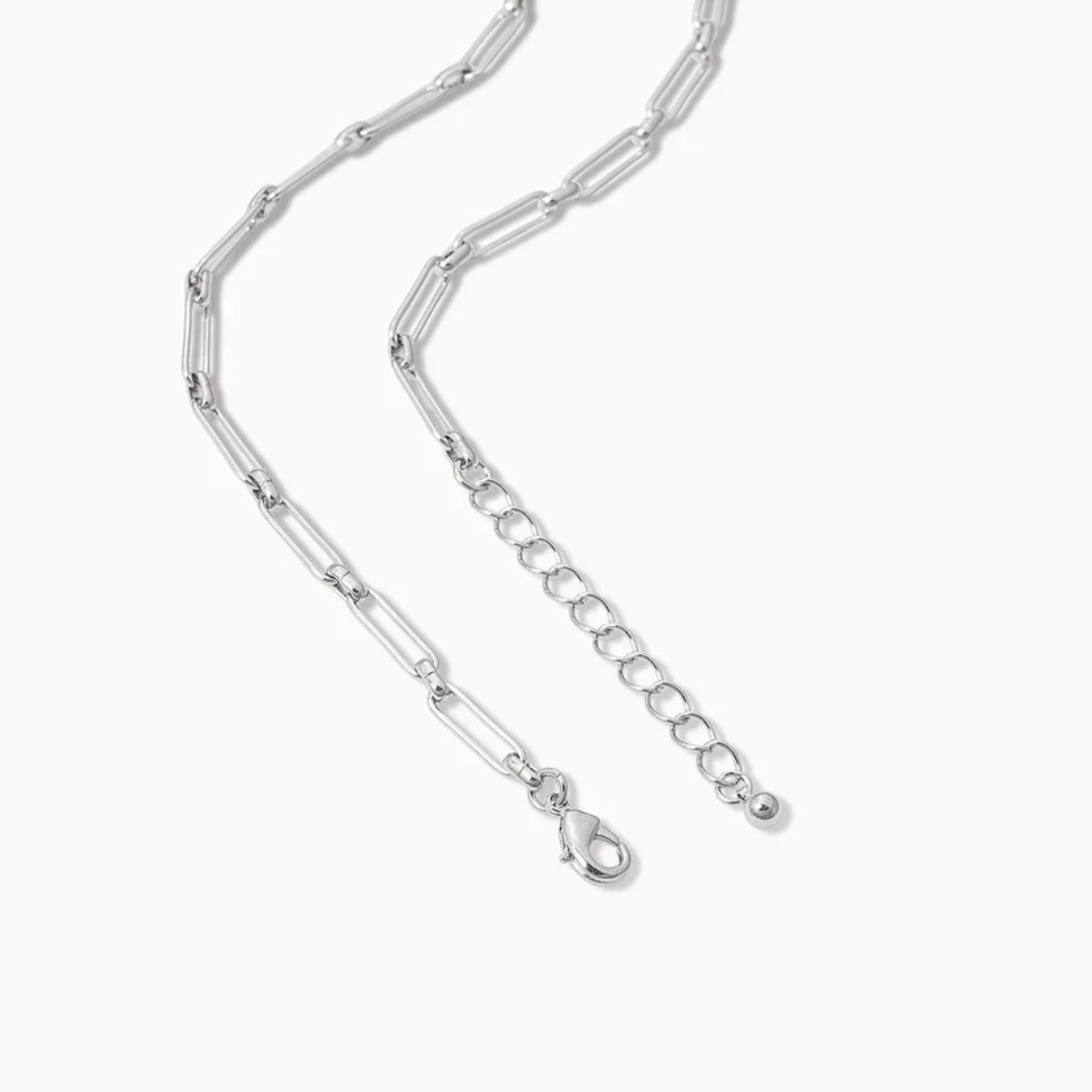 LUMORA™ – Collar Colgante Atemporal