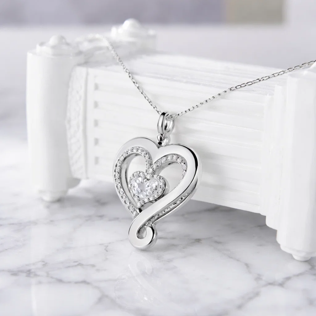 AMORIA™ - Collar corazón eterno