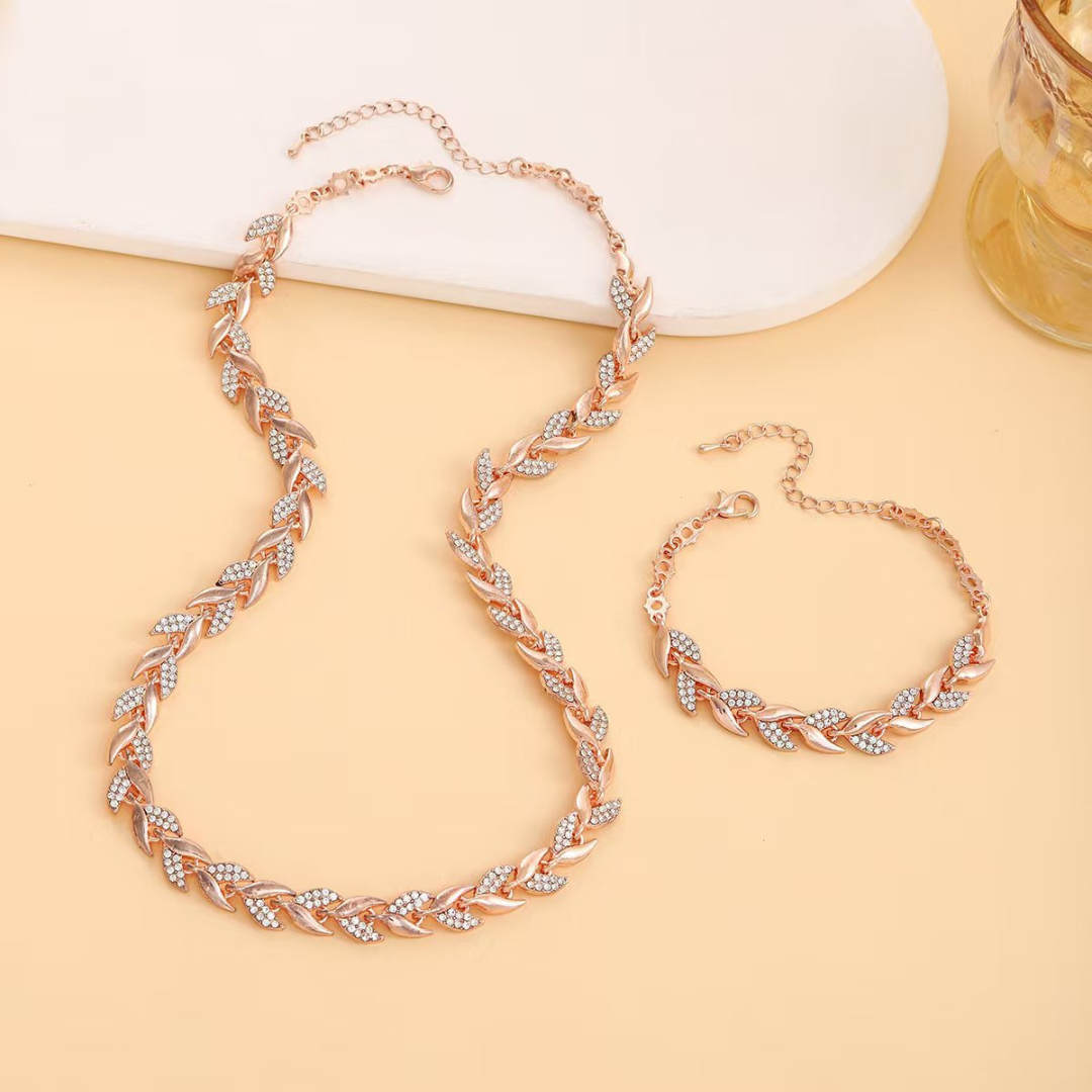 ZELORIA™ – Collar y Pulsera Hojas Luminosas