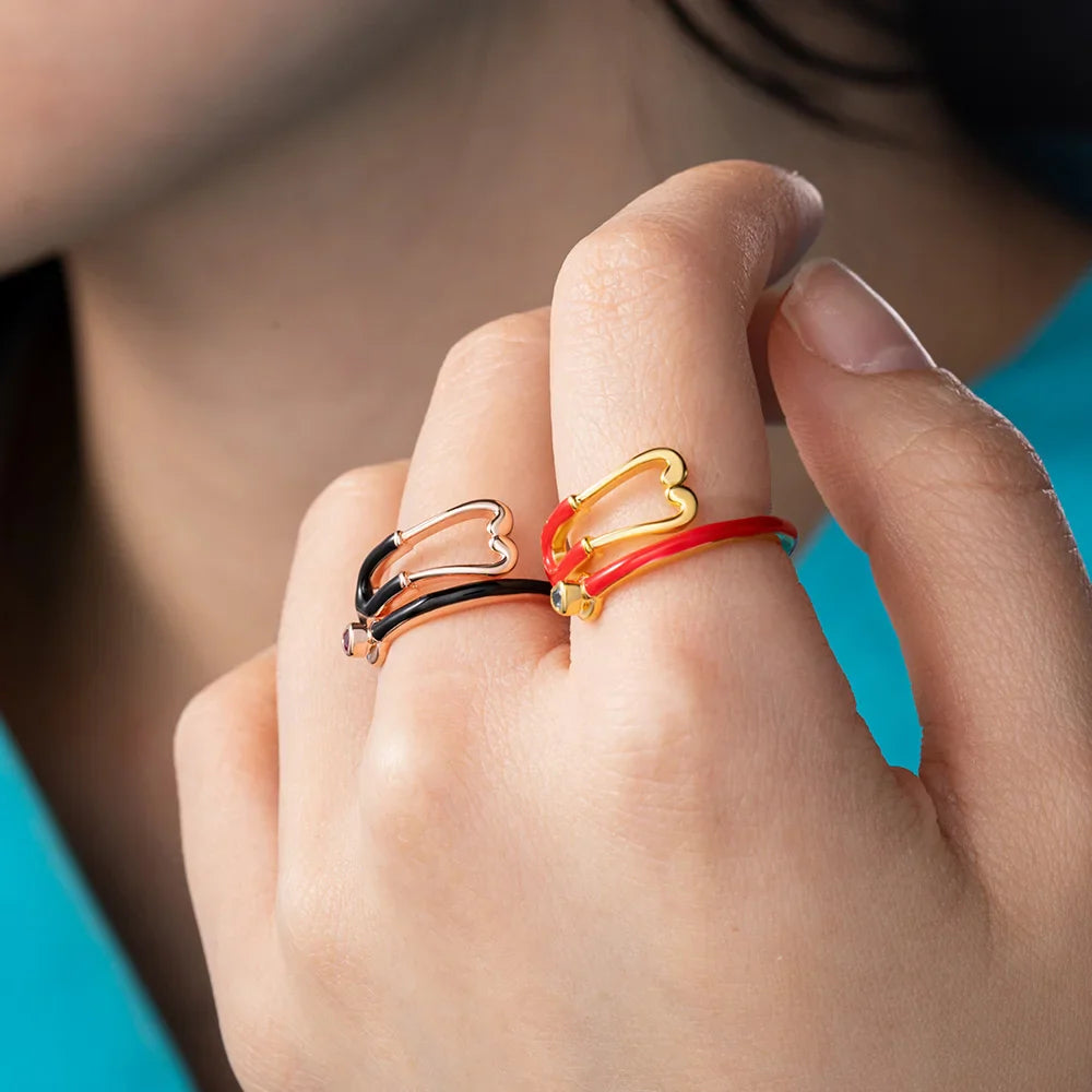 MedHeart™ – Anillo médico con corazón de cristal