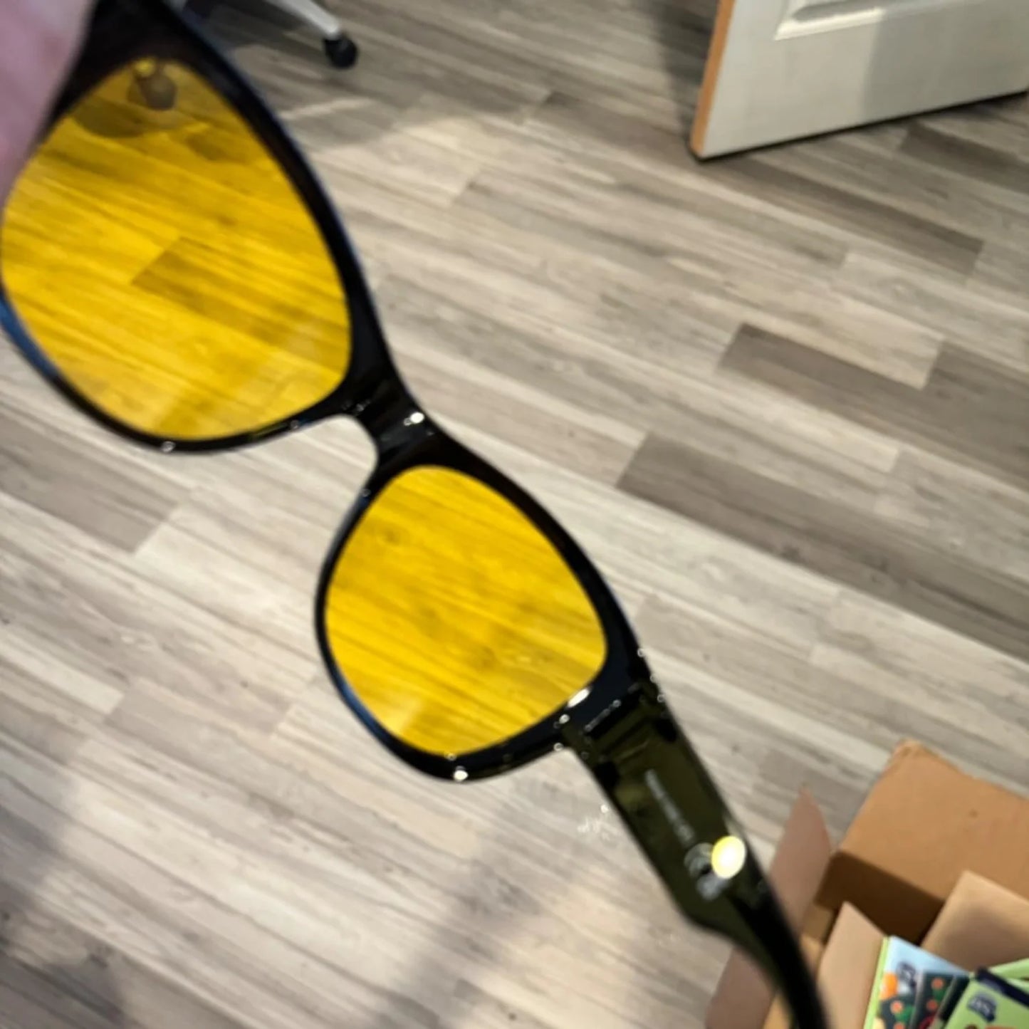 VisiLuz™ – Gafas Nocturnas Polarizadas