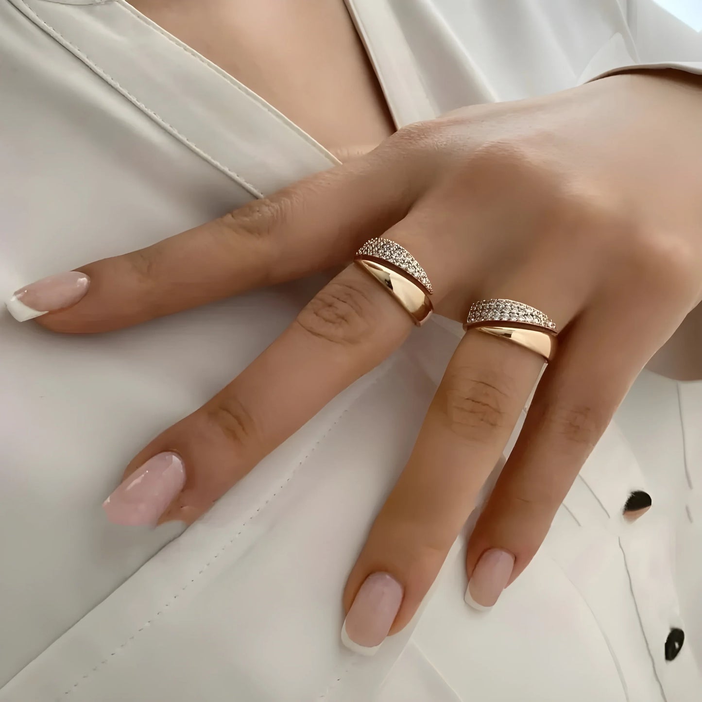 Luzia™ – Anillo ajustable de fuerza y esperanza