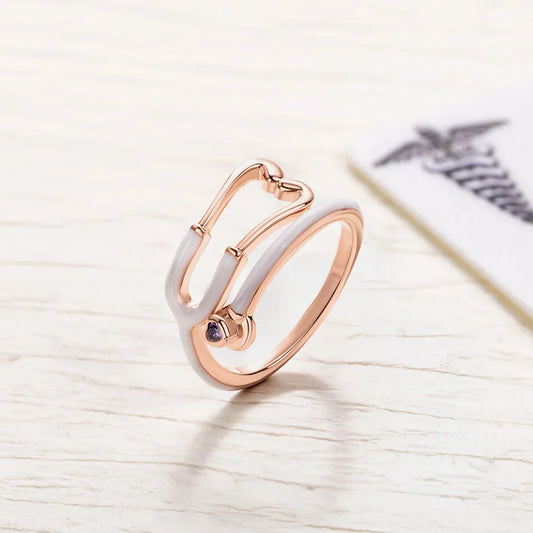 MedHeart™ – Anillo médico con corazón de cristal