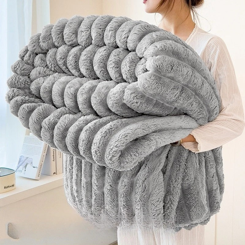 FluffNest Blanket™ – Comodidad cálida y envolvente